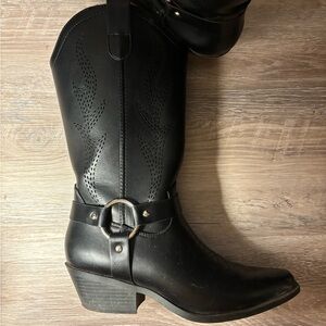 Black Leather Western Boots